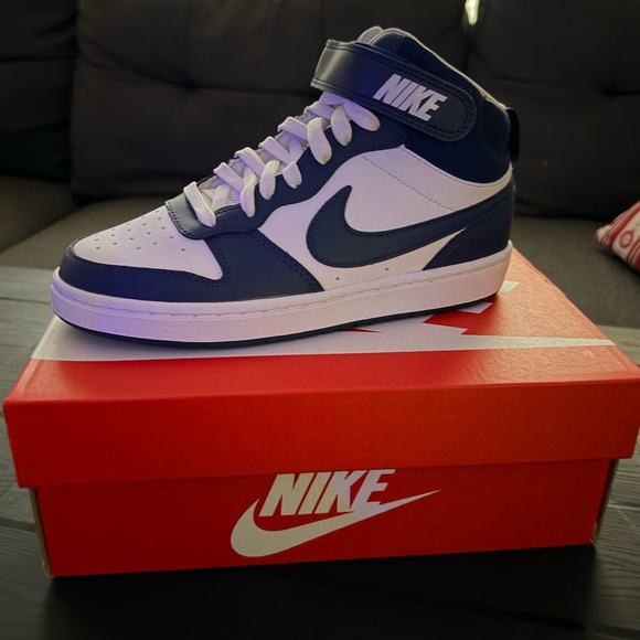 Nike Other - Kids Nike Court Borough Mid 2